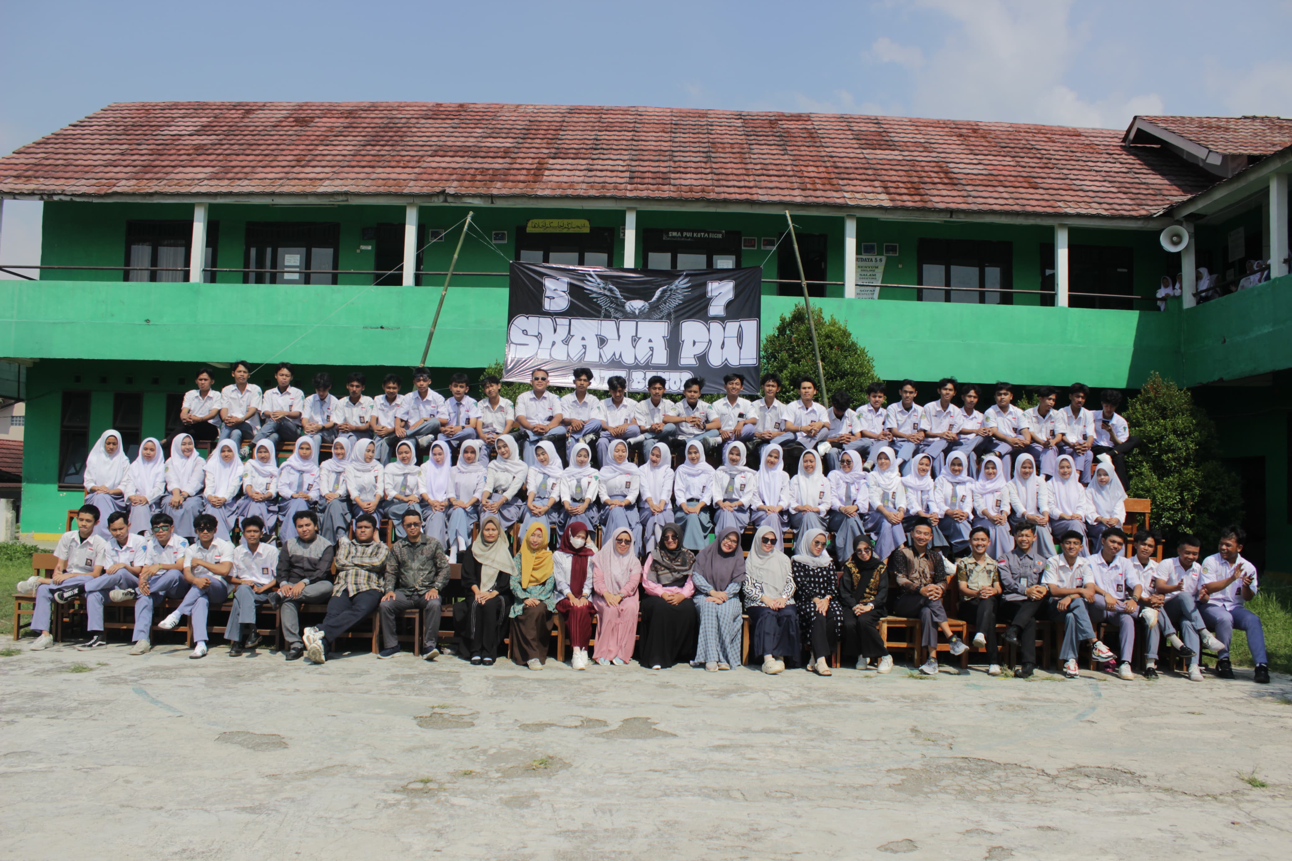 Foto Kelas XII Tahun Pelajaran 2024/2025